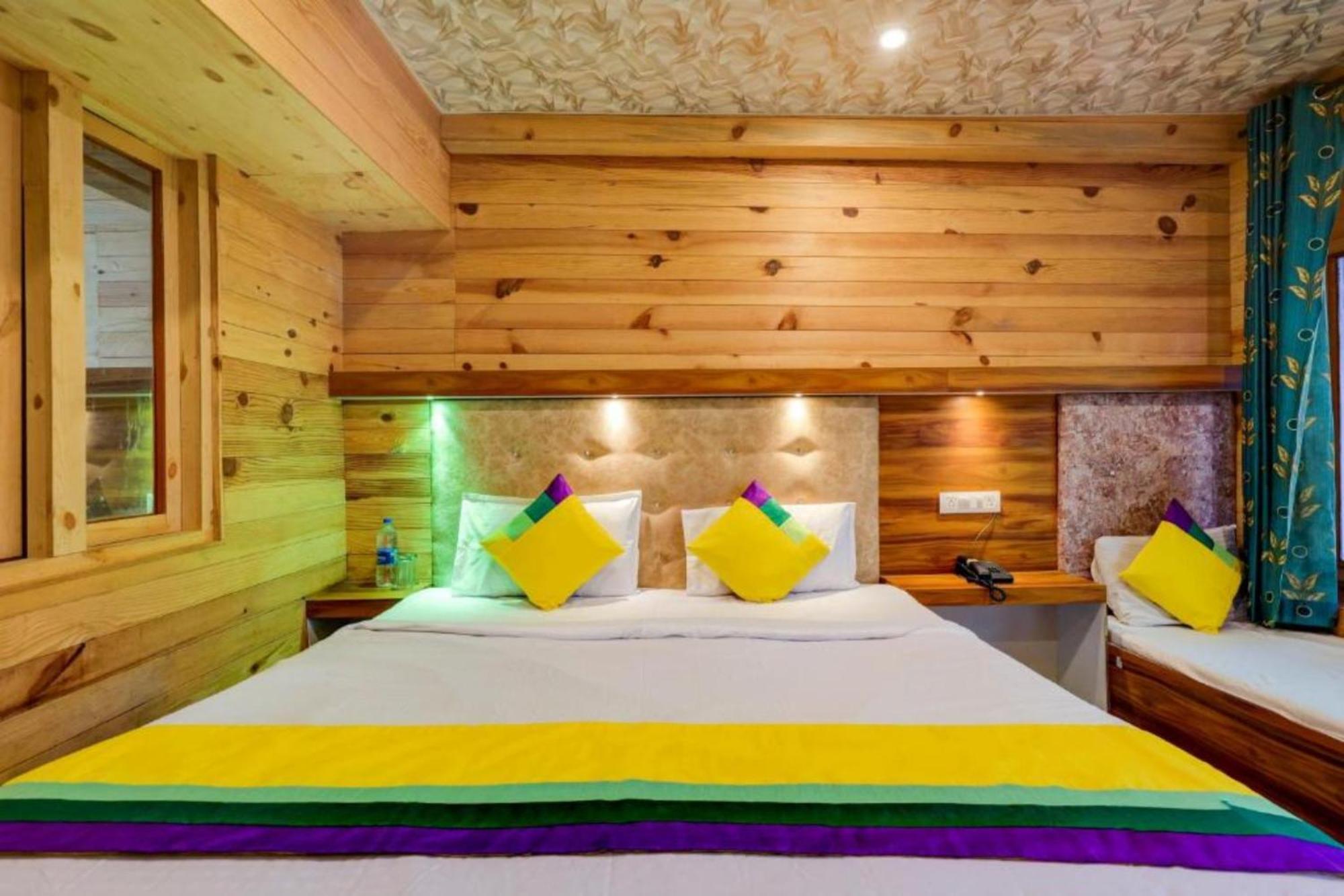 Hotel Vinayak Nainital Near Mall Road Lake View Room Eksteriør billede