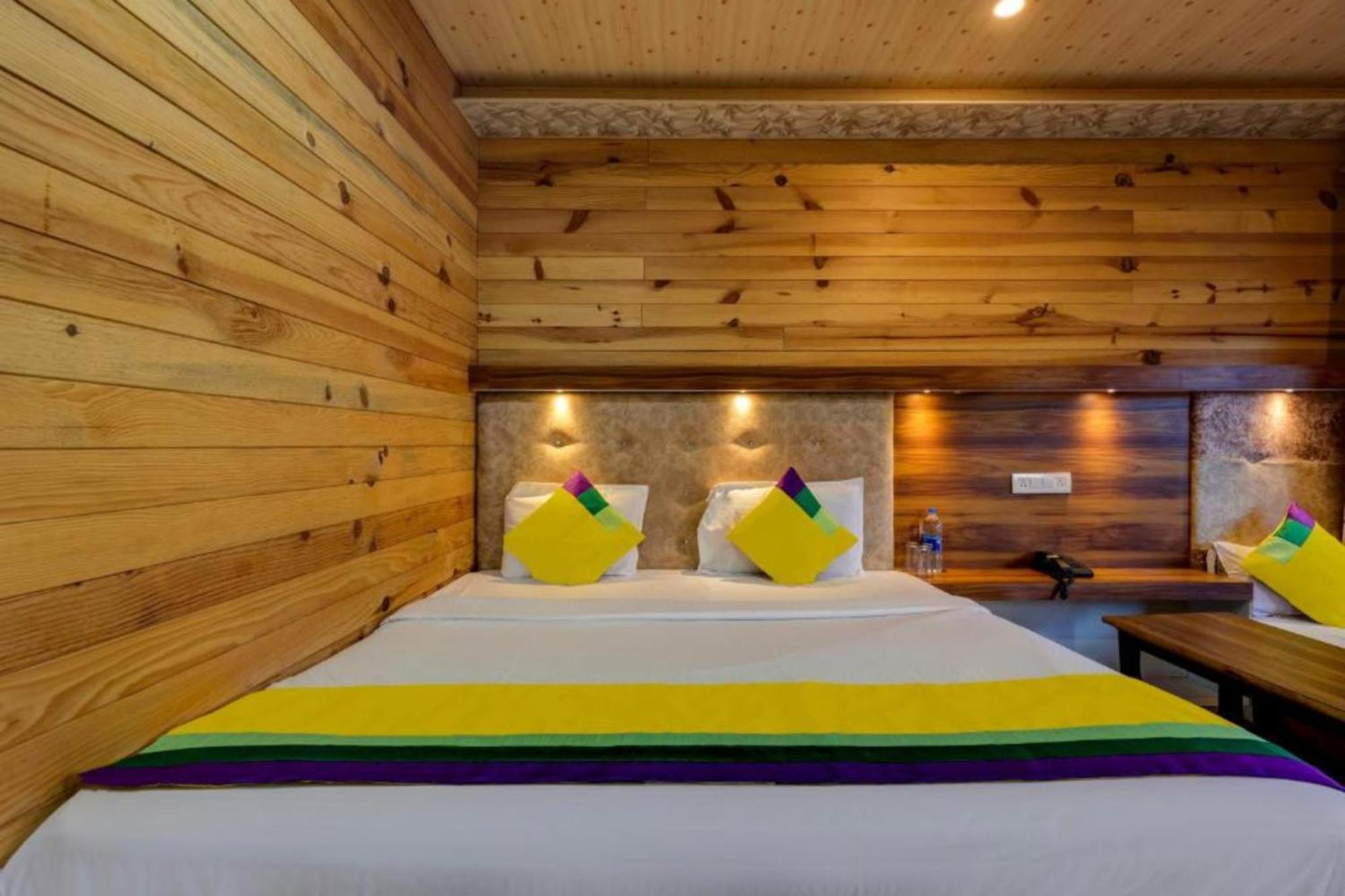 Hotel Vinayak Nainital Near Mall Road Lake View Room Eksteriør billede