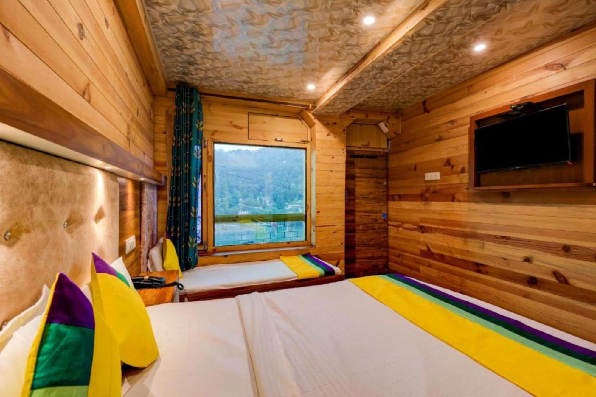 Hotel Vinayak Nainital Near Mall Road Lake View Room Eksteriør billede